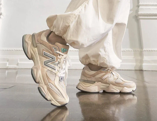Waarom de New Balance 9060 Sea Salt een van de populairste keuzes is dit jaar