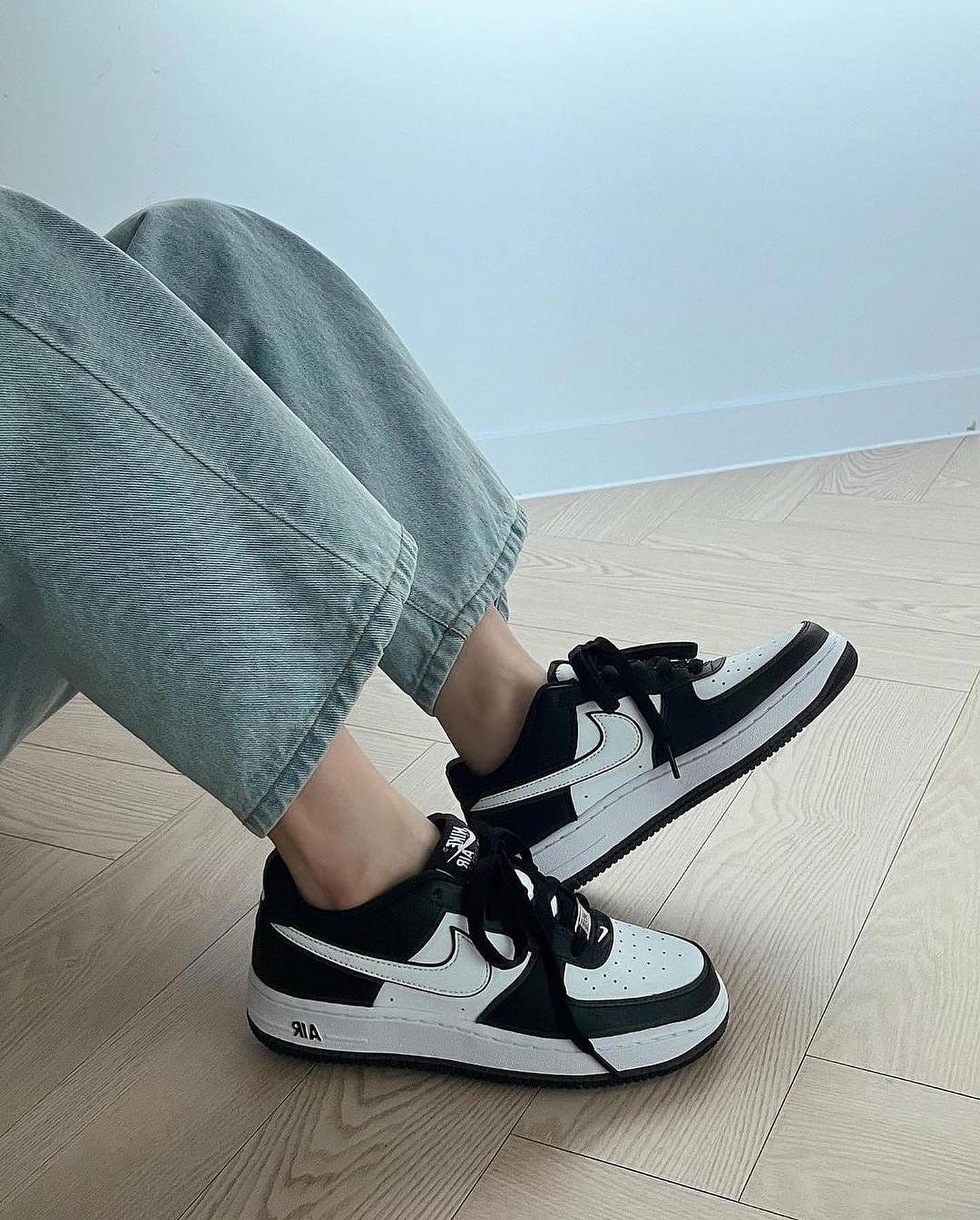 Nike Air Force 1 Low '07 Weißer Swoosh-Panda