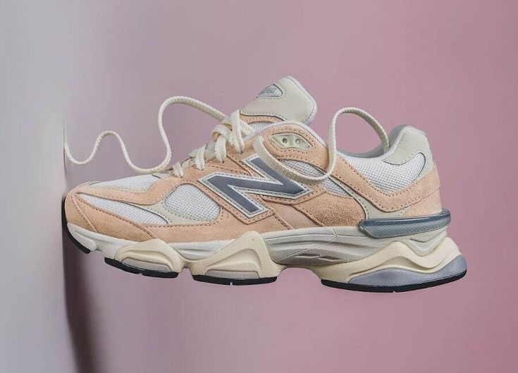 New Balance 9060 Vintage Rose
