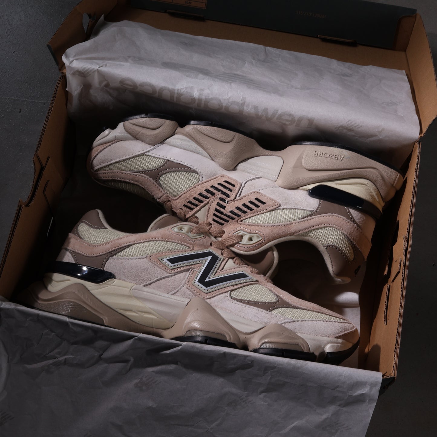 New Balance 9060 Beige Cream