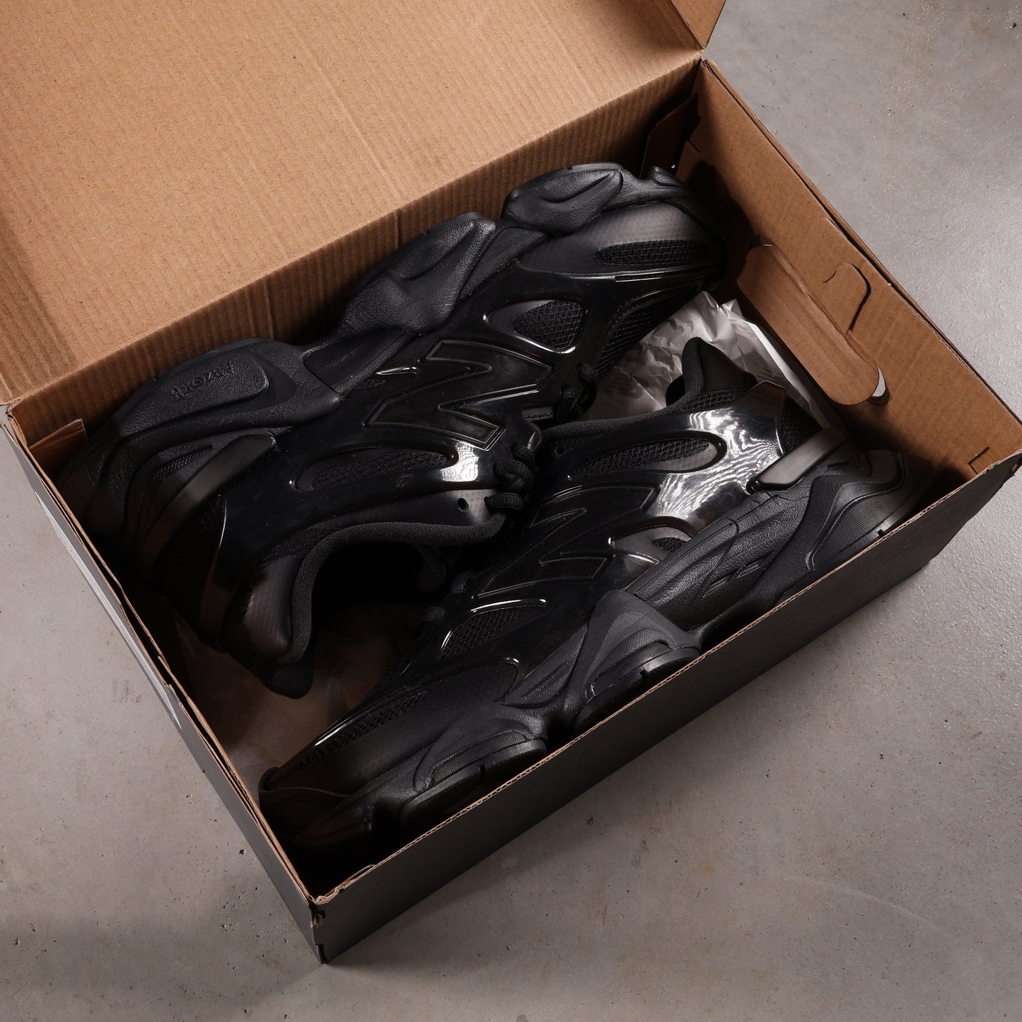 New Balance 9060 Sea Stone Black (SALE)