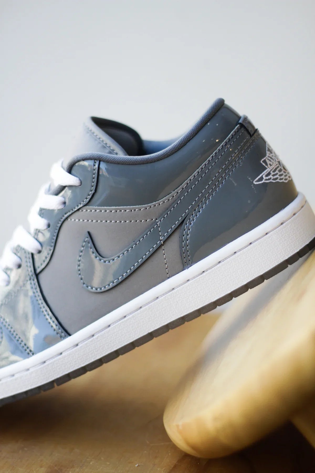 Jordan 1 Low SE Medium Gray Cool Gray White