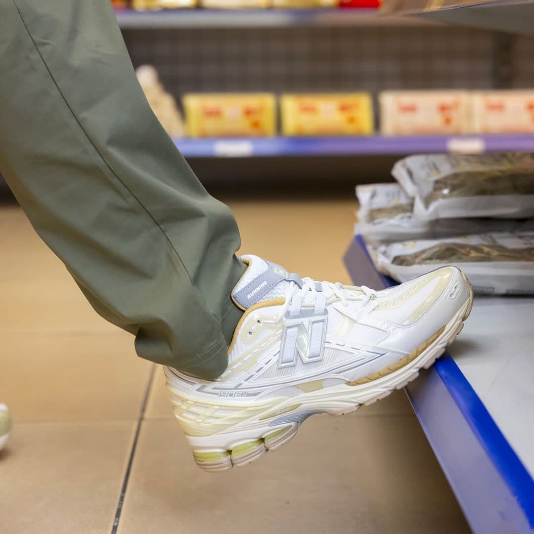 New Balance 1906R Lunar New Year Weiß