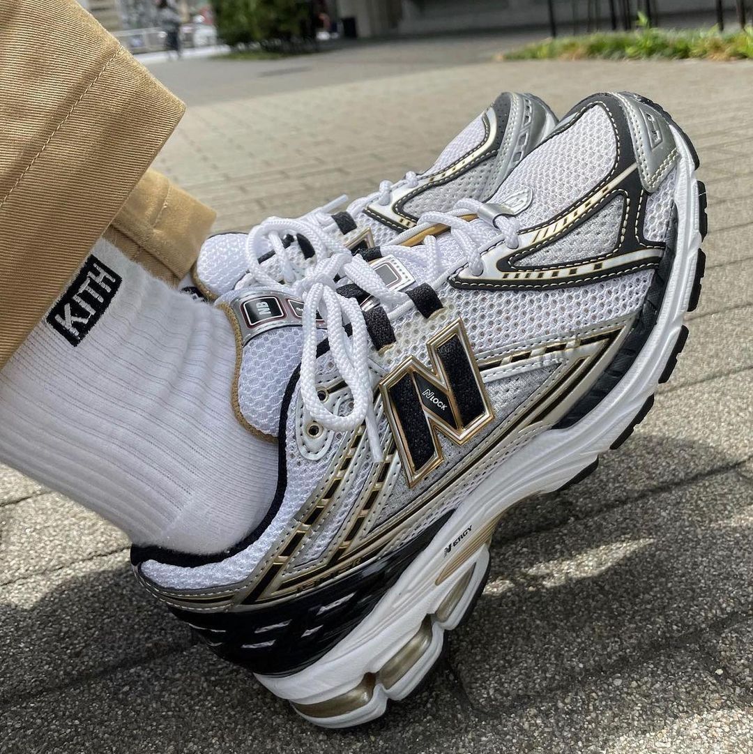 New Balance 1906R White Metallic Gold