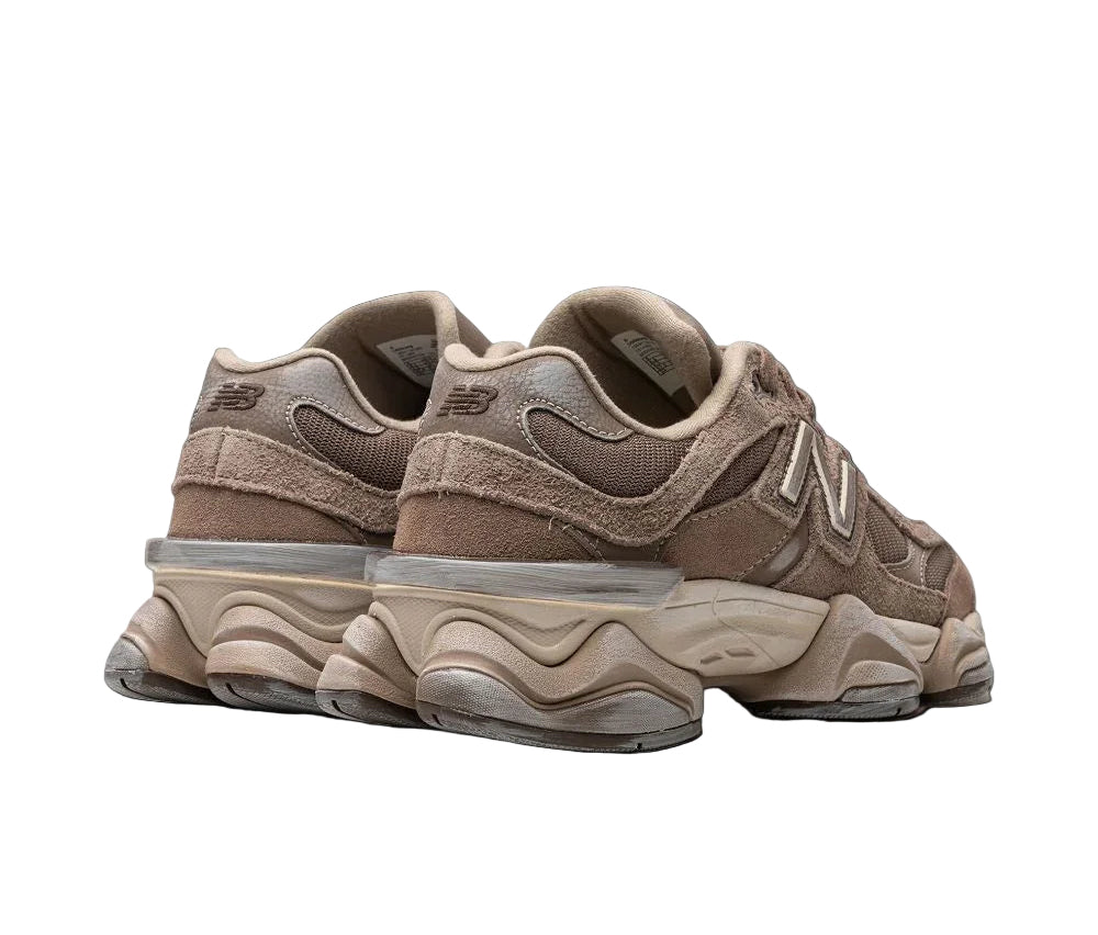 New Balance 9060 Mushroom Timberwolf (SALE)