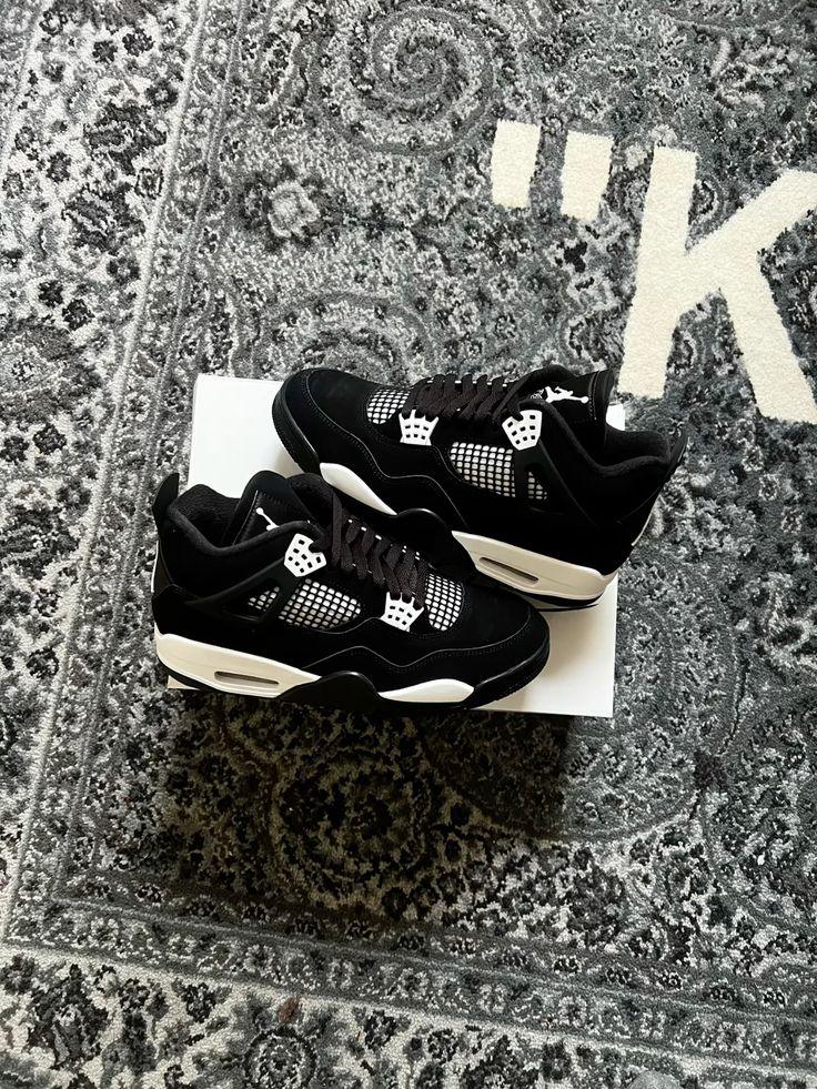 Nike Air Jordan 4 Weißer Donner