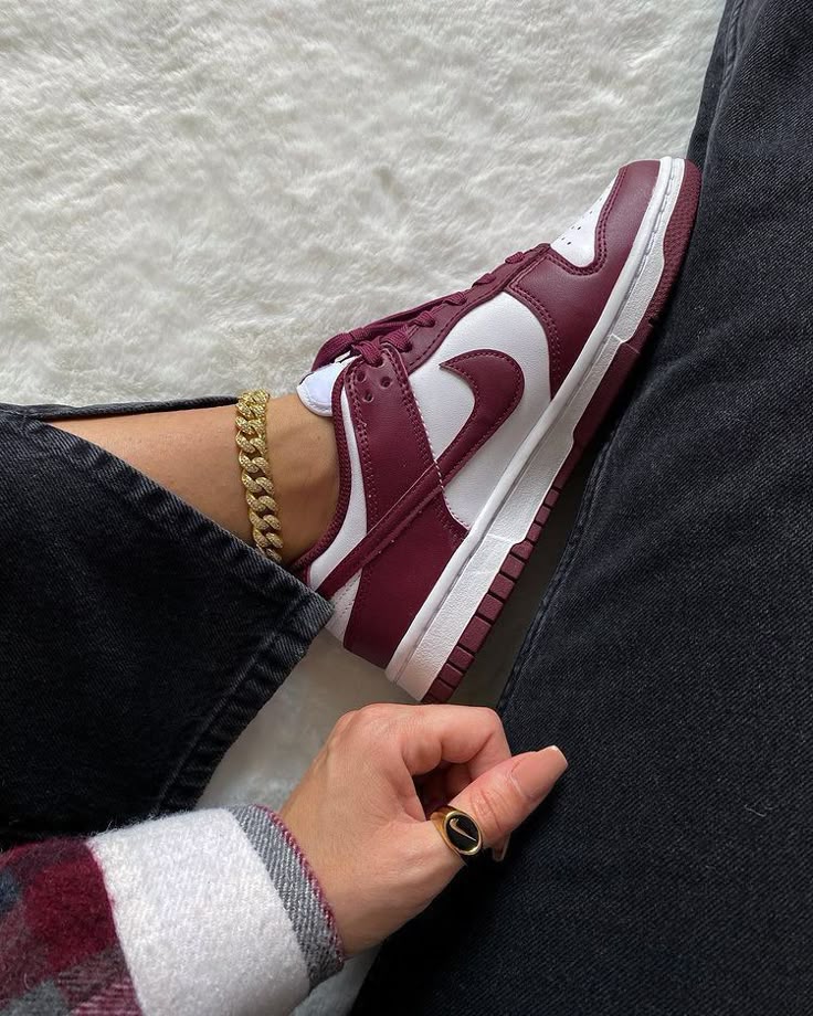 Nike Dunk Low Bordeaux