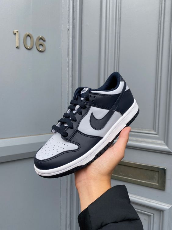Nike Dunk Low Georgetown