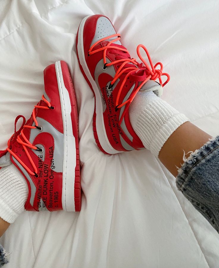 Nike Dunk Low Off-White University Red