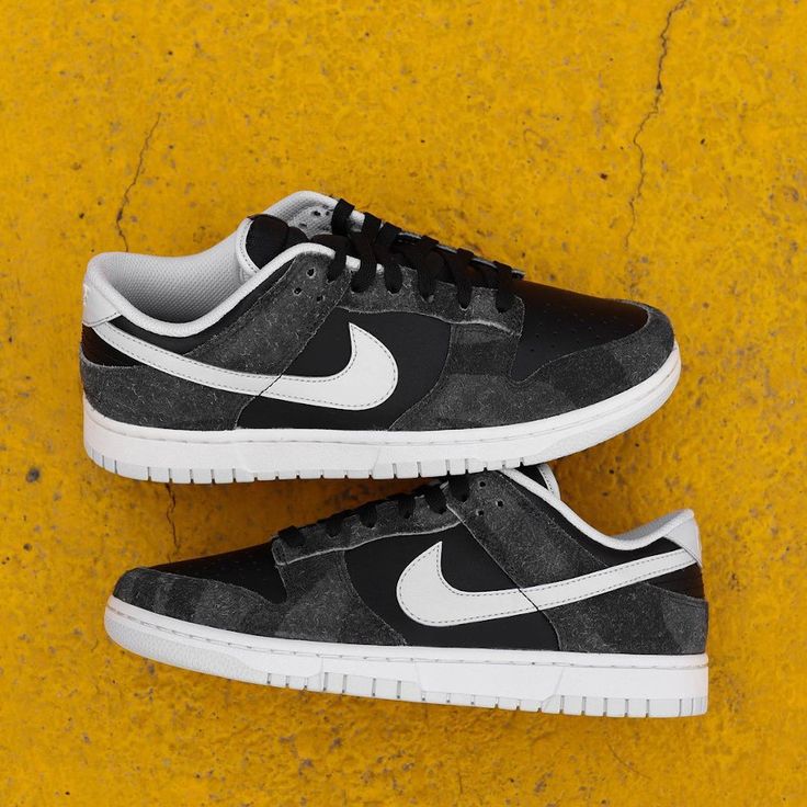 Nike Dunk Low PRM Animal Pack Schwarz