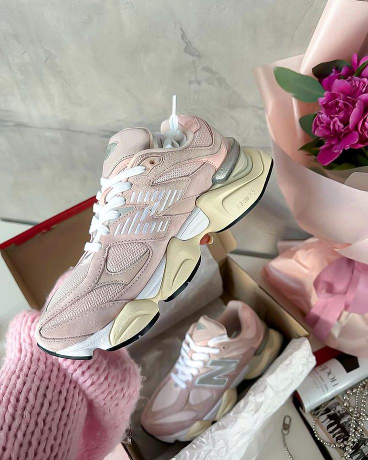New Balance 9060 Crystal Pink