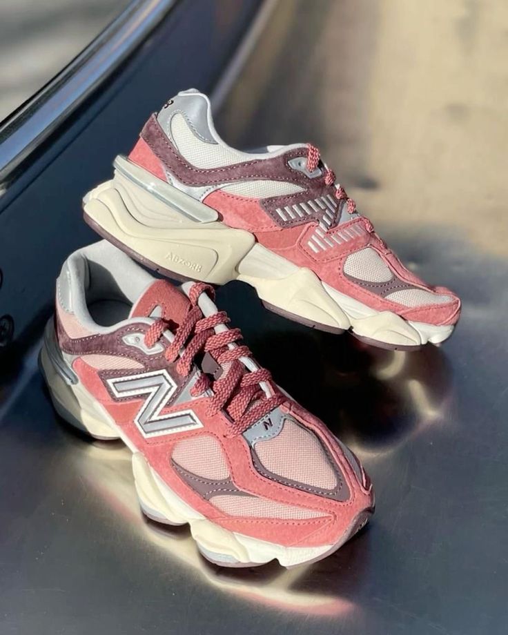 New Balance 9060 Cherry Blossom