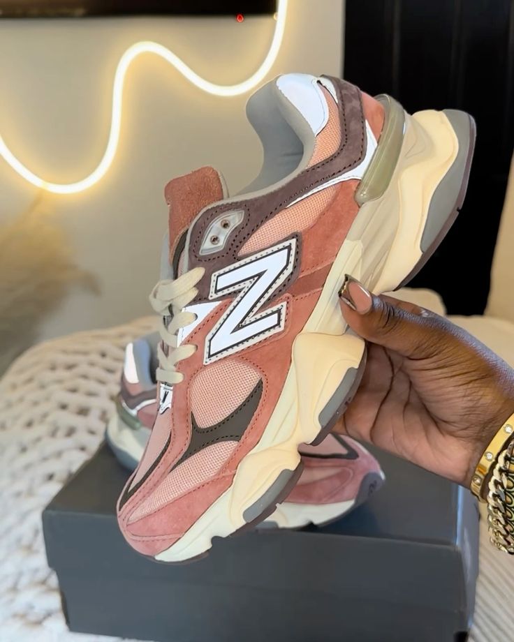 New Balance 9060 Cherry Blossom