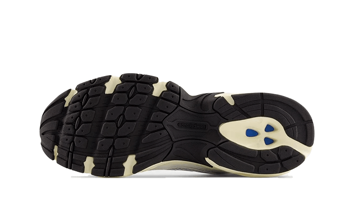 New Balance 530 Silber Creme