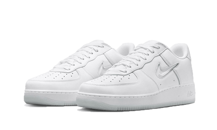 Nike Air Force 1 Low '07 Retro Farbe des Monats Jewel Swoosh Triple White