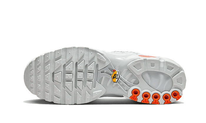 Nike Air Max Plus Utility Weiß Sicherheitsorange