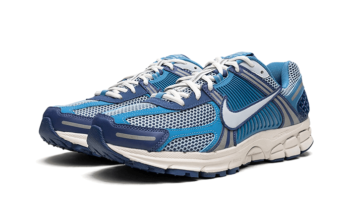 Nike Zoom Vomero 5 abgenutztes Blau