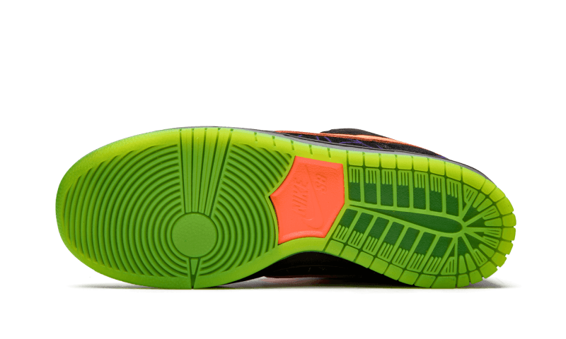 Nike SB Dunk Low Nacht des Unfugs