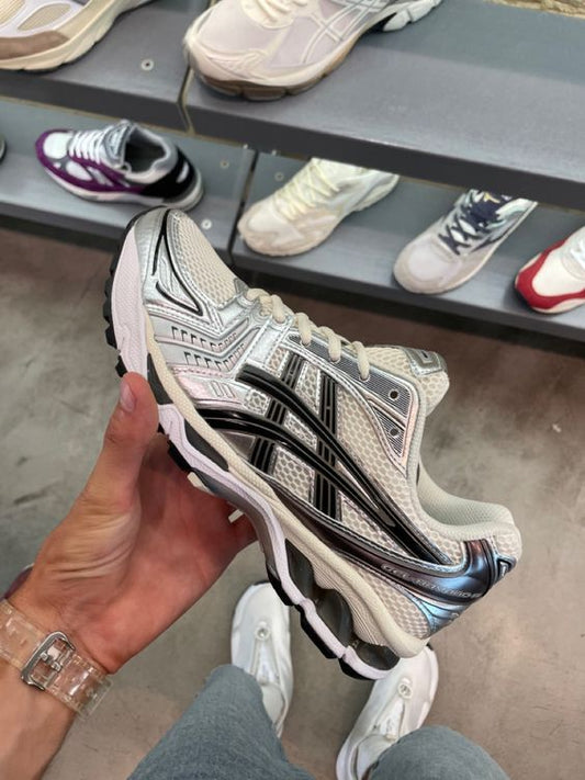 De mooiste colorways van de ASICS Gel-Kayano 14 die nu trending zijn