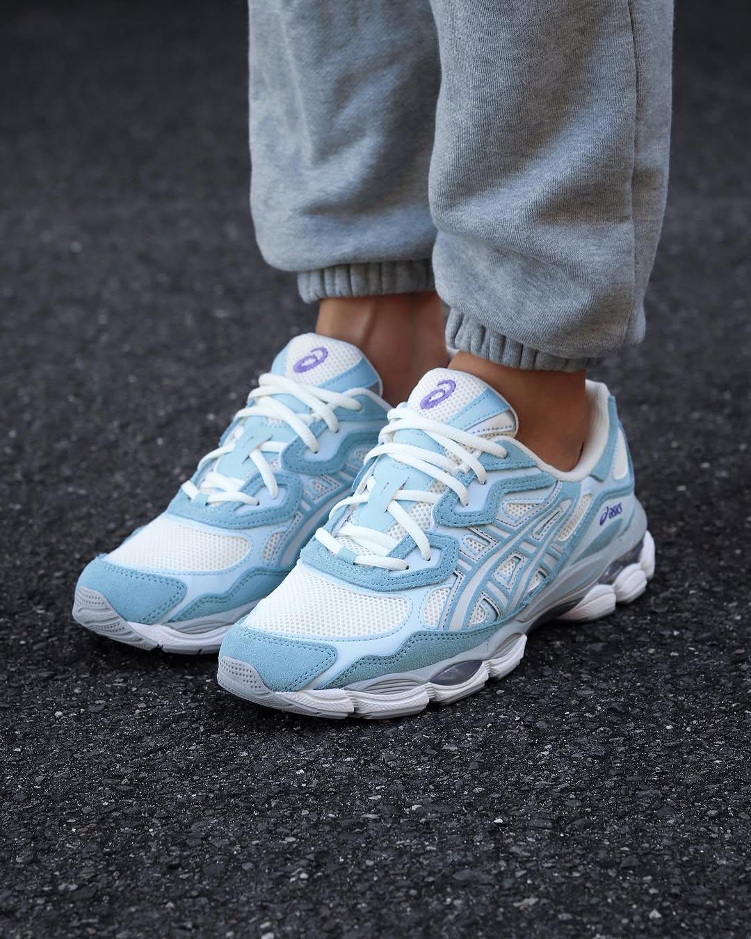 Asics Gel-NYC Cream Arctic Sky review showcasing stylish sneakers in light blue colorway