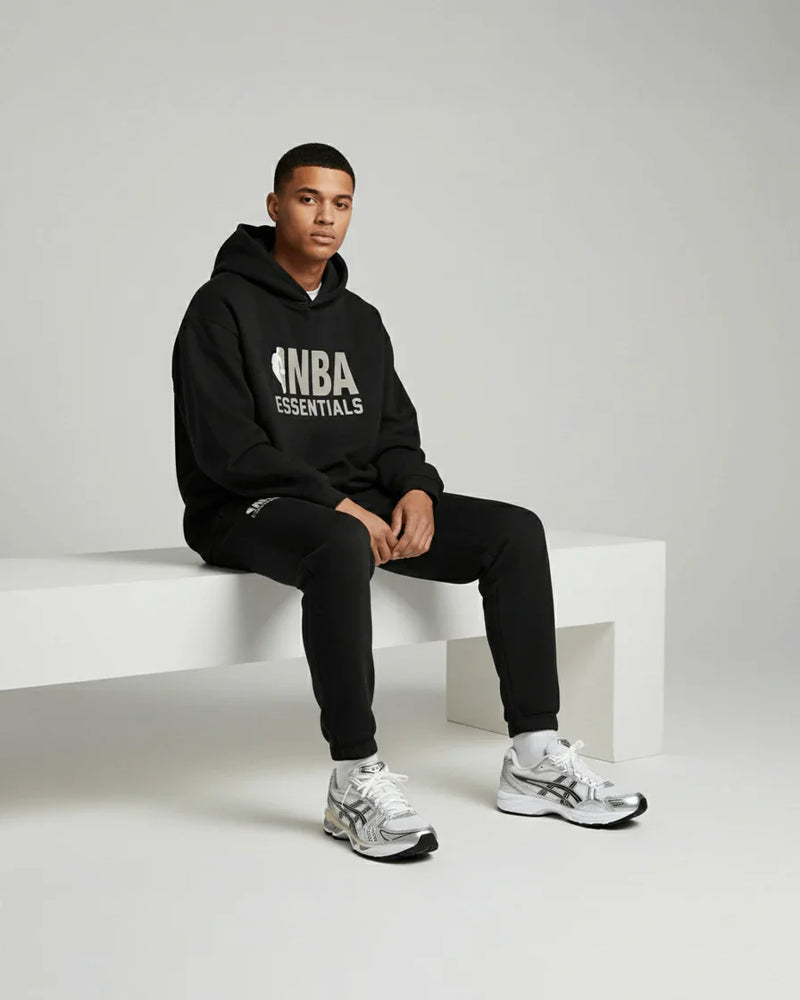 Fear of God Essentials NBA Black Grey Set – sportieve luxe in een minimalistisch design