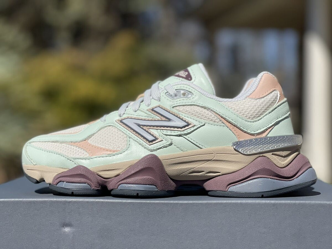 Waarom de New Balance 9060 Clay Ash zo snel uitverkocht is