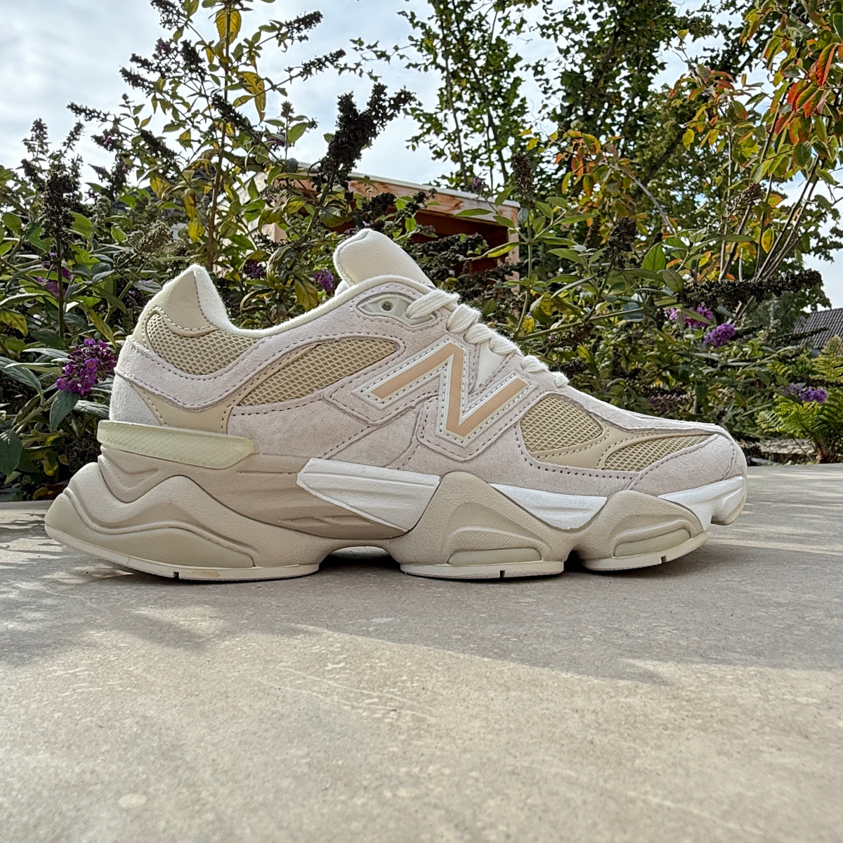 New Balance 9060 Beige