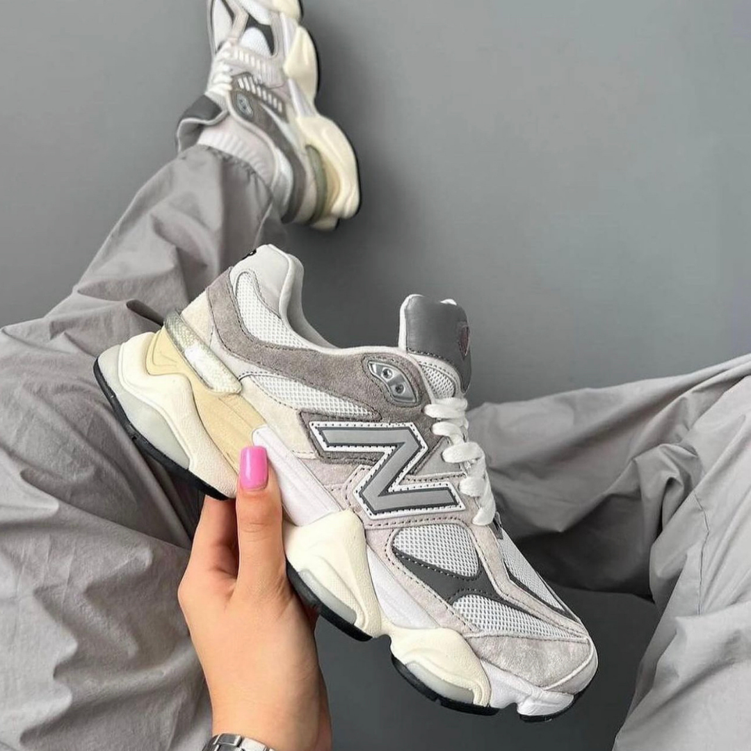New Balance 9060 Regenwolkengrau