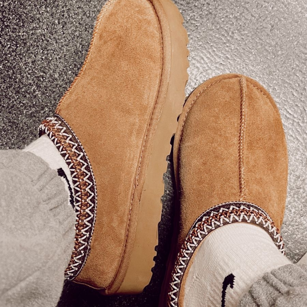 UGG Tasman Slipper Kastanie