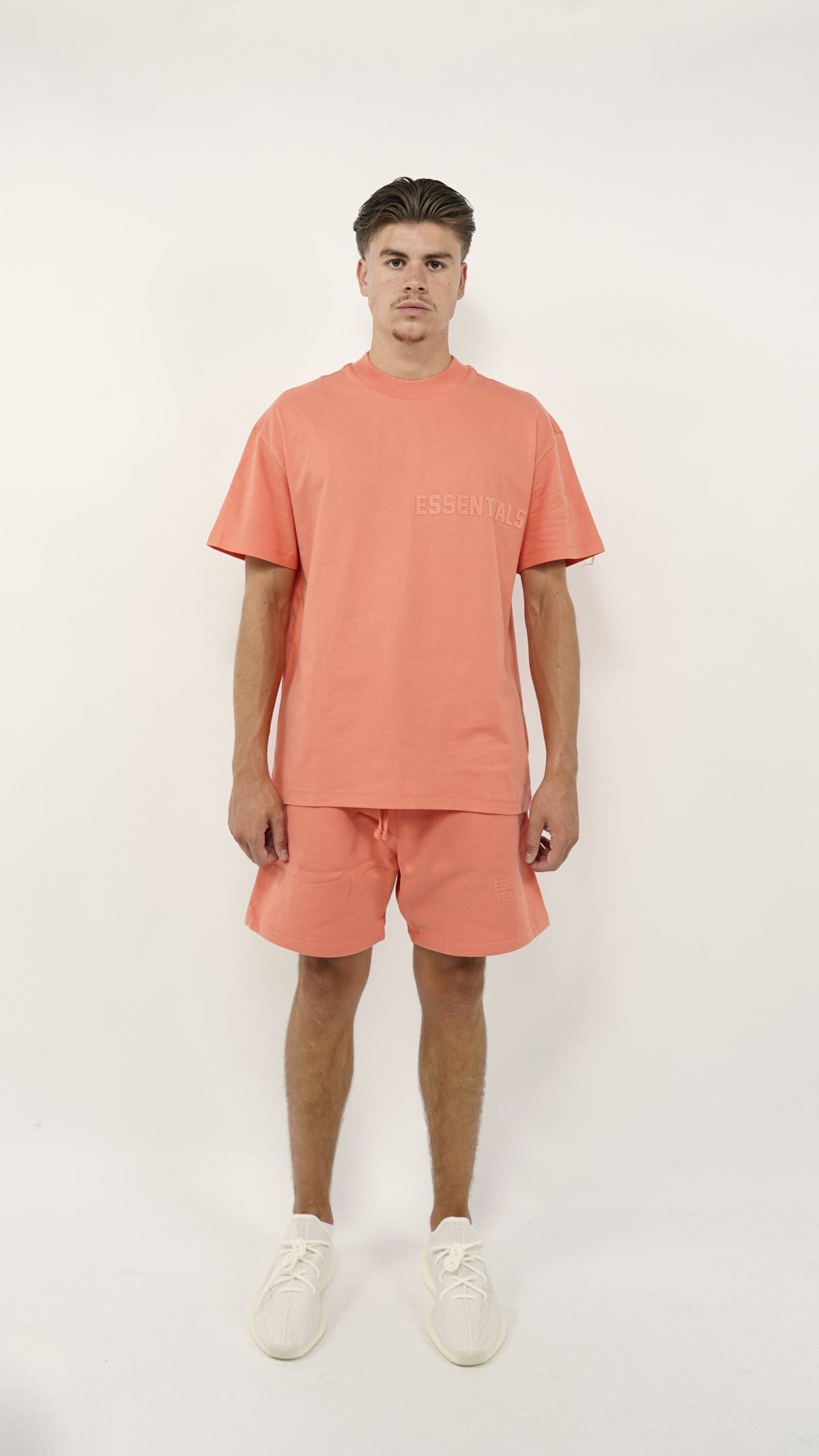 Fear of God Essentials Korallenfarbenes Sommerset