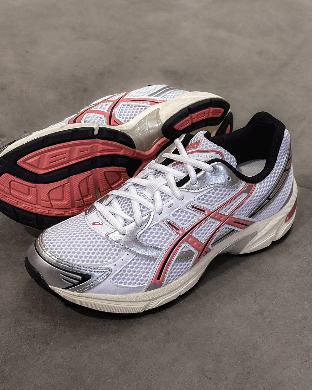 ASICS Gel-1130 Weiß Wüstenrot