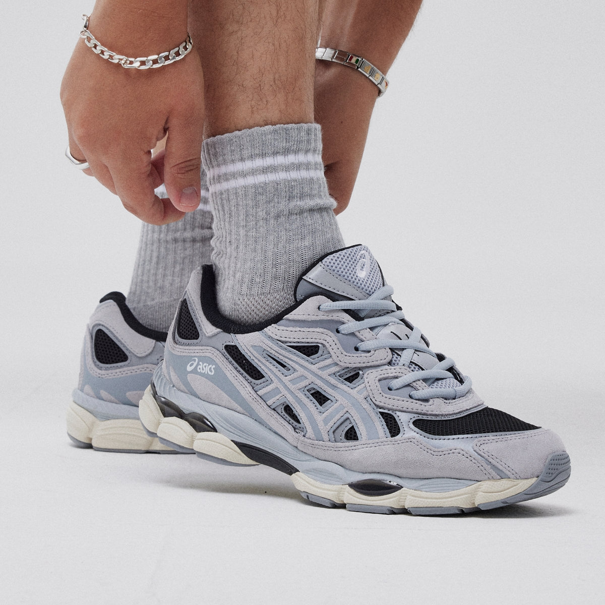 ASICS Gel-NYC Schwarz Pienmont Grau