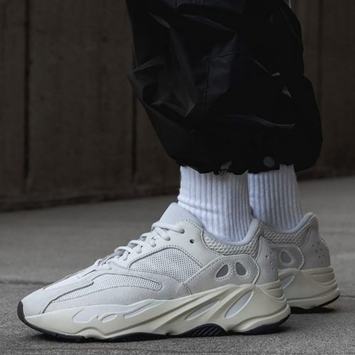 Adidas Yeezy Boost 700 Analog