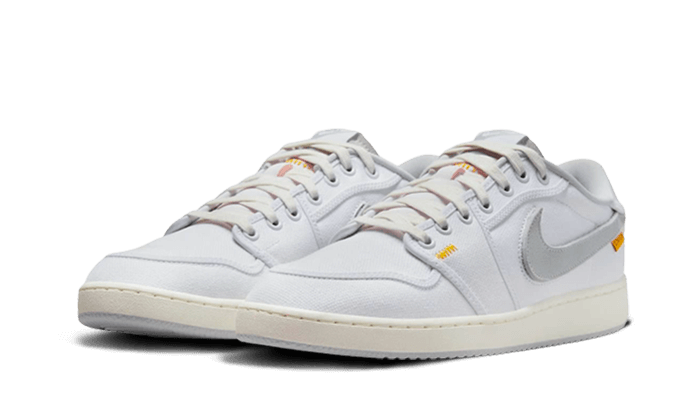 Air Jordan 1 Low Retro AJKO SP Union Neutral Grau