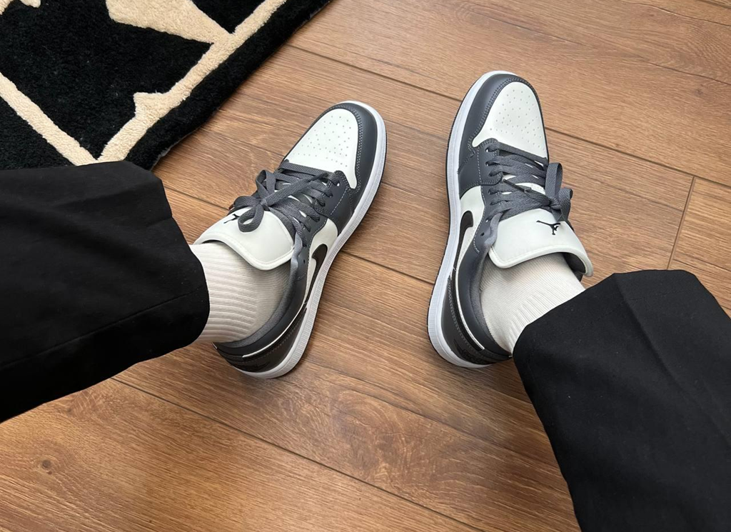 Air Jordan 1 Low Dunkelgrau