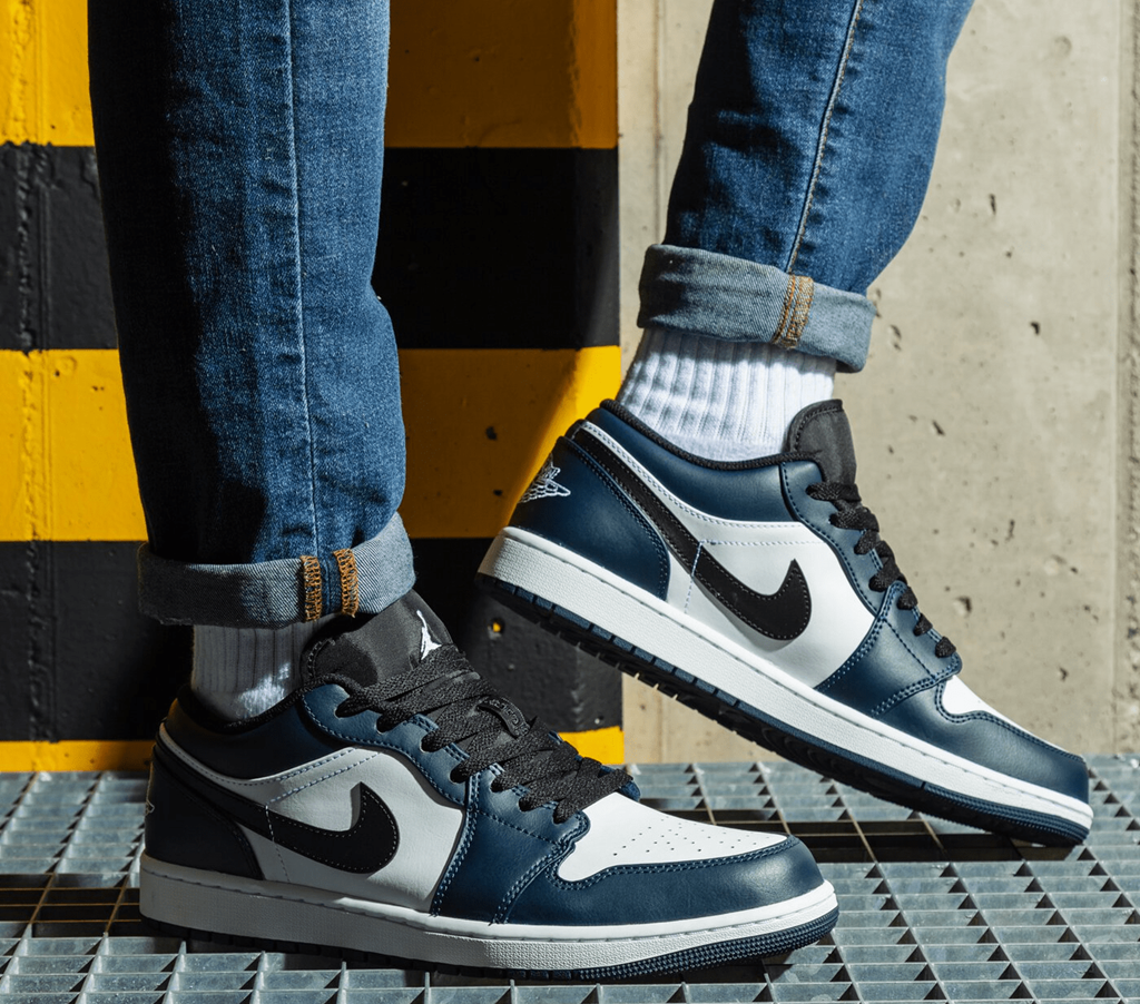 Air Jordan 1 Low Dunkelblaugrün