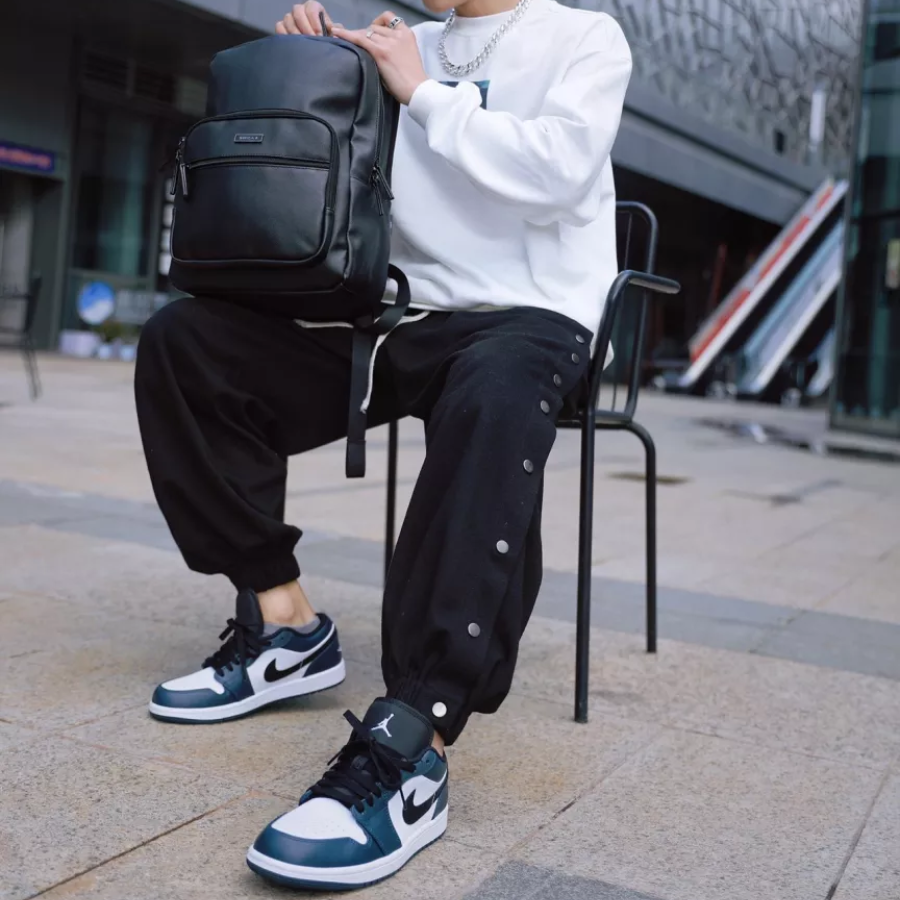 Air Jordan 1 Low Dunkelblaugrün