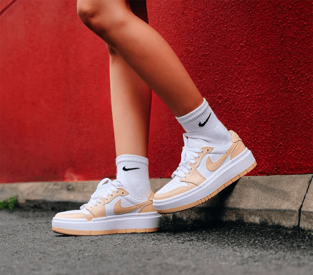 Air Jordan 1 Low Elevate Onyx