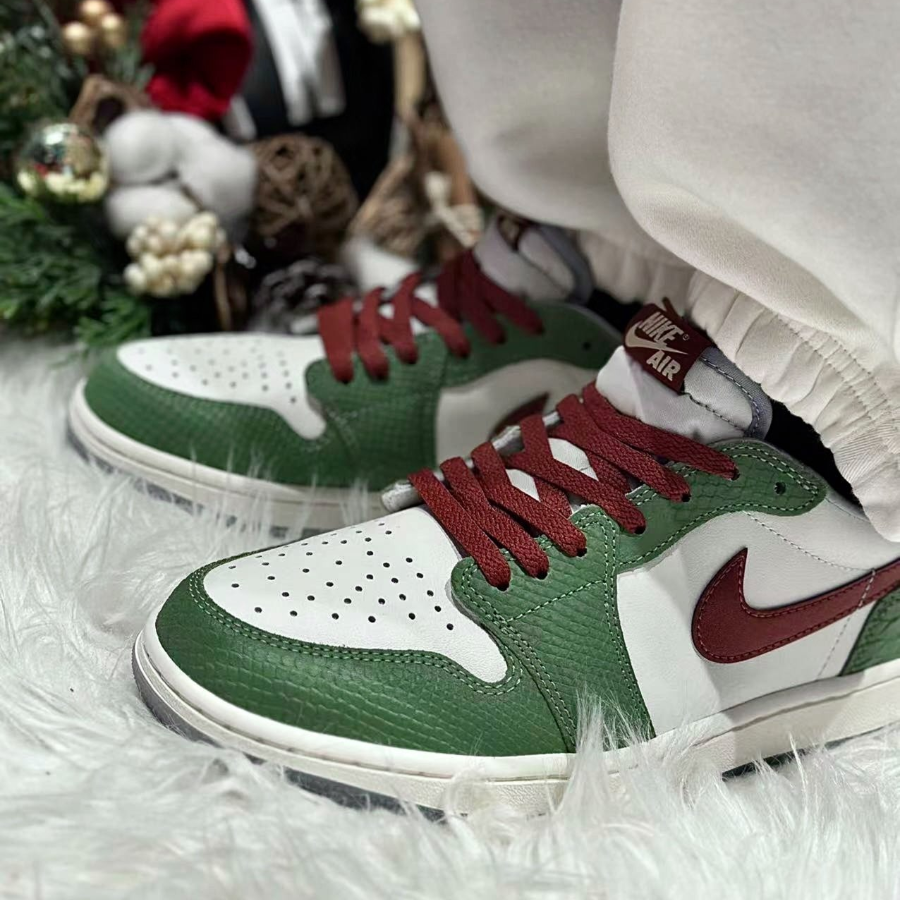 Air Jordan 1 Low OG Year of the Dragon (SALE)