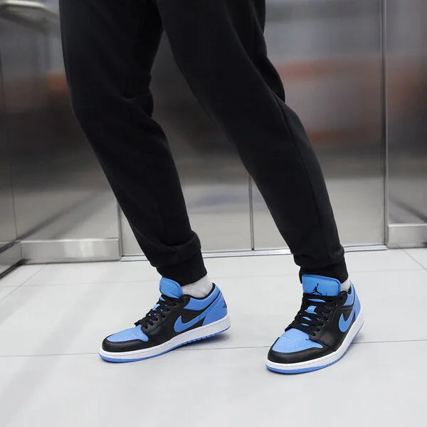 Air Jordan 1 Low Universitätsblau