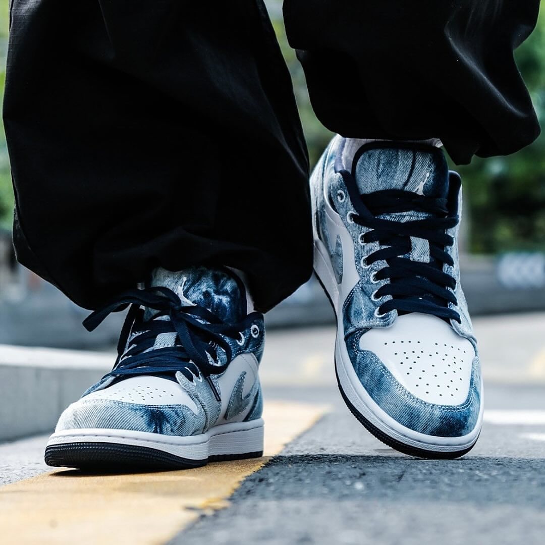 Air Jordan 1 Low Washed Denim