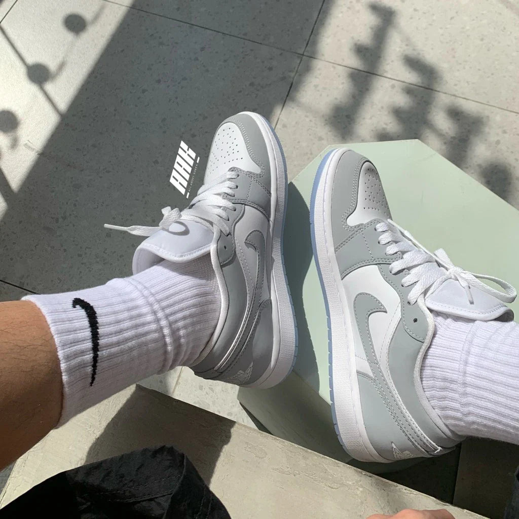 Air Jordan 1 Low Wolf Grey