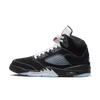 Air Jordan 5 Schwarz Metallic neu interpretiert