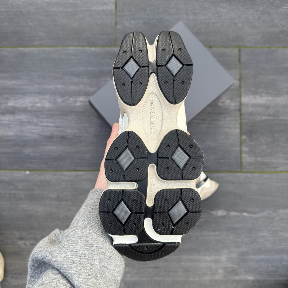 New Balance 9060 Beige Cream