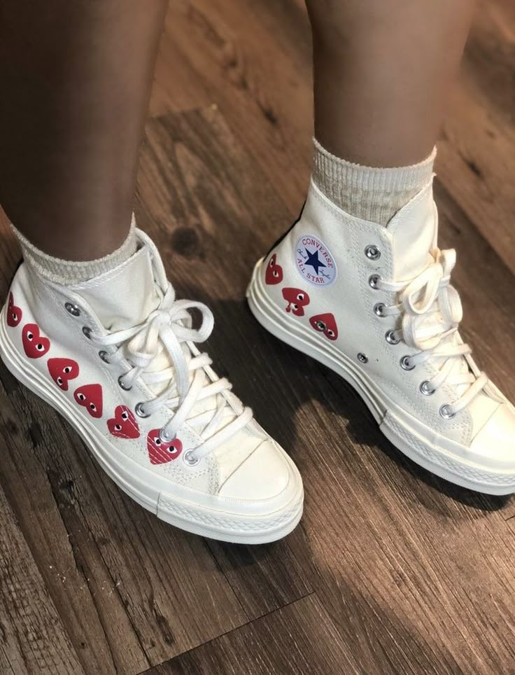 Converse Chuck Taylor All Star 70 Hi Comme des Garcons PLAY Multi-Heart White