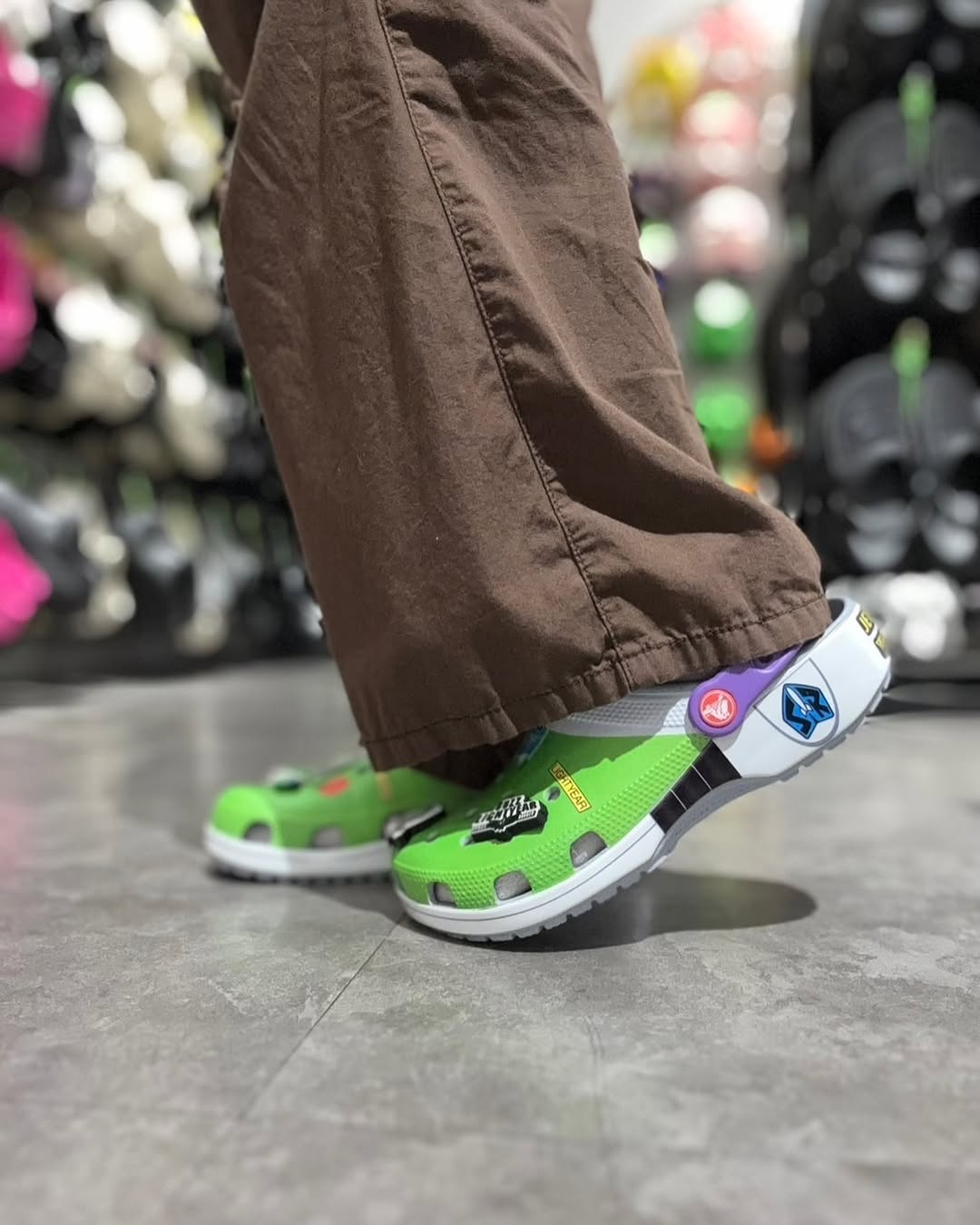 Crocs Klassischer Clog Toy Story Buzz Lightyear