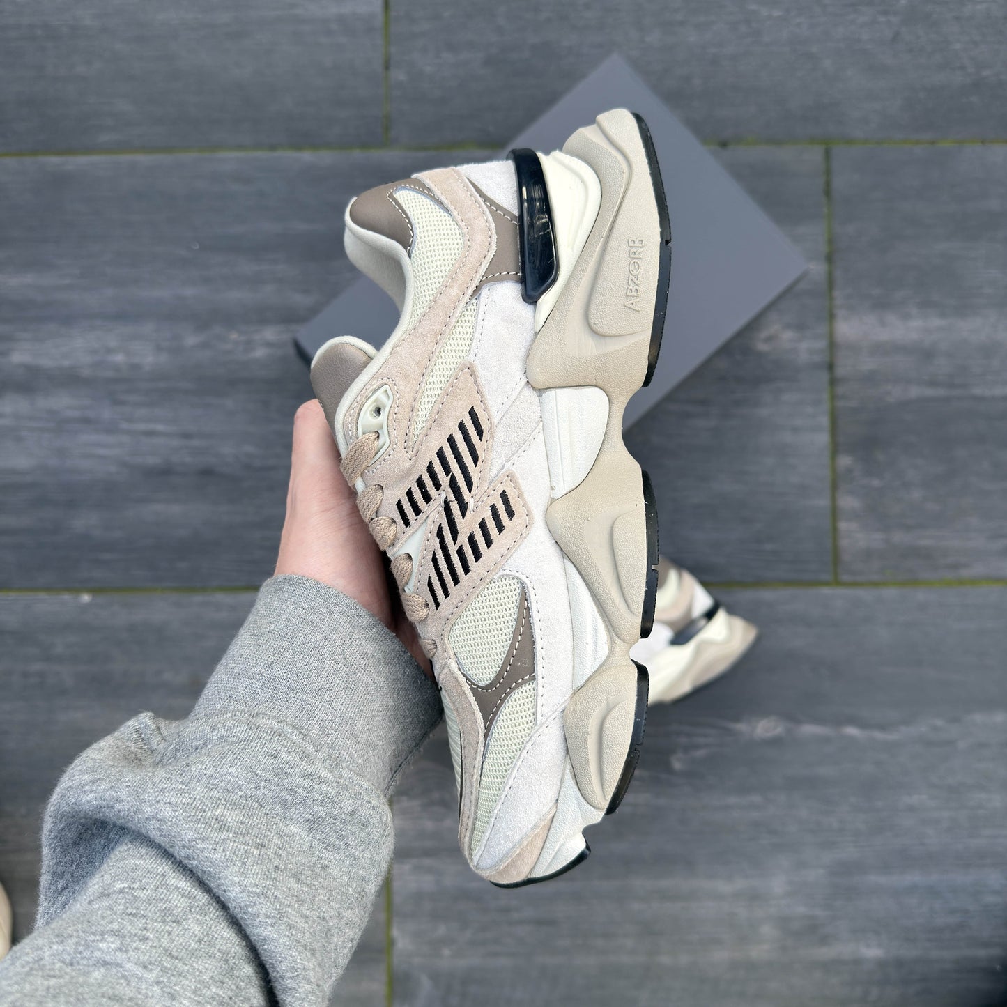 New Balance 9060 Beige Cream