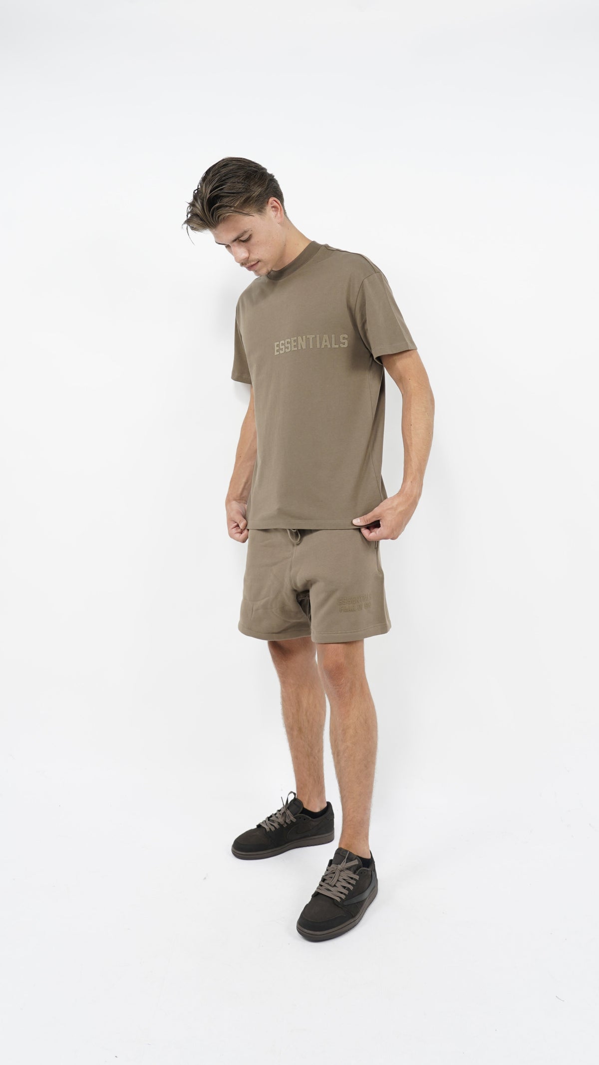 Fear of God Essentials Holz-Sommerset
