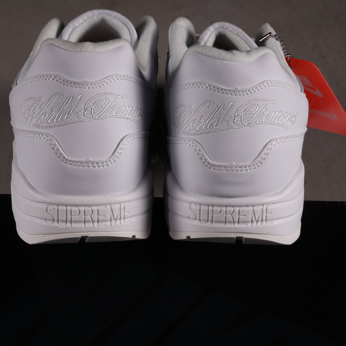 Supreme X Nike Air Max 1 87 Triple White