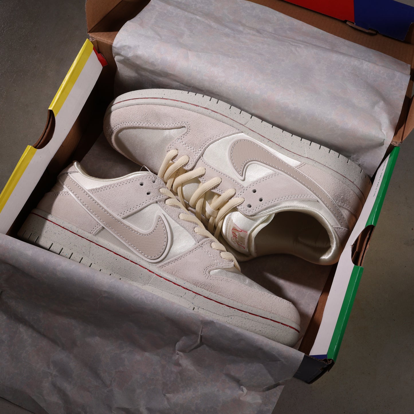 Nike SB Dunk Low City Of Love Light Bone